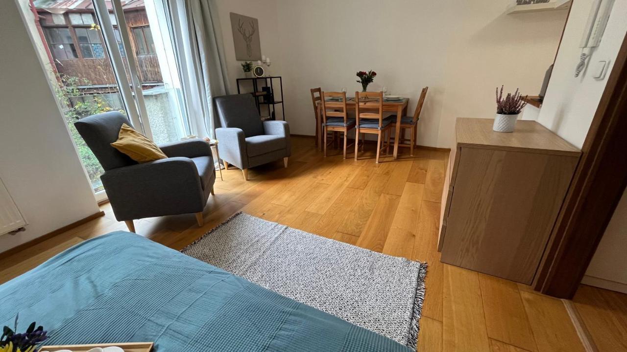 The Apartment Close To The City Center And O2 Arena 布拉格 外观 照片